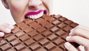 nutricion-chocolate-jugo-de-frutas-grasas-noticia-300x172 EL COMER EMOCIONAL